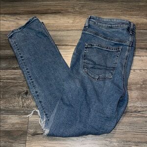 American Eagle Outfitters Distressed Blue Jeans